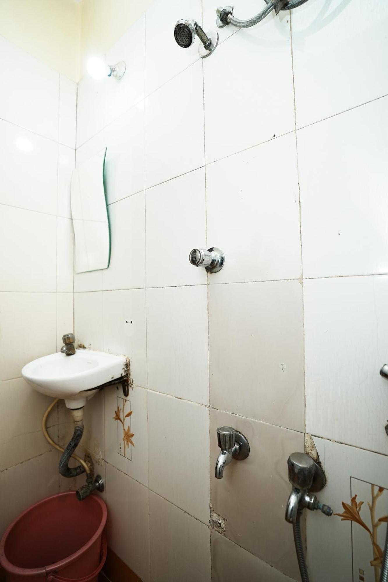 Hotel Sai Parikrama 2*